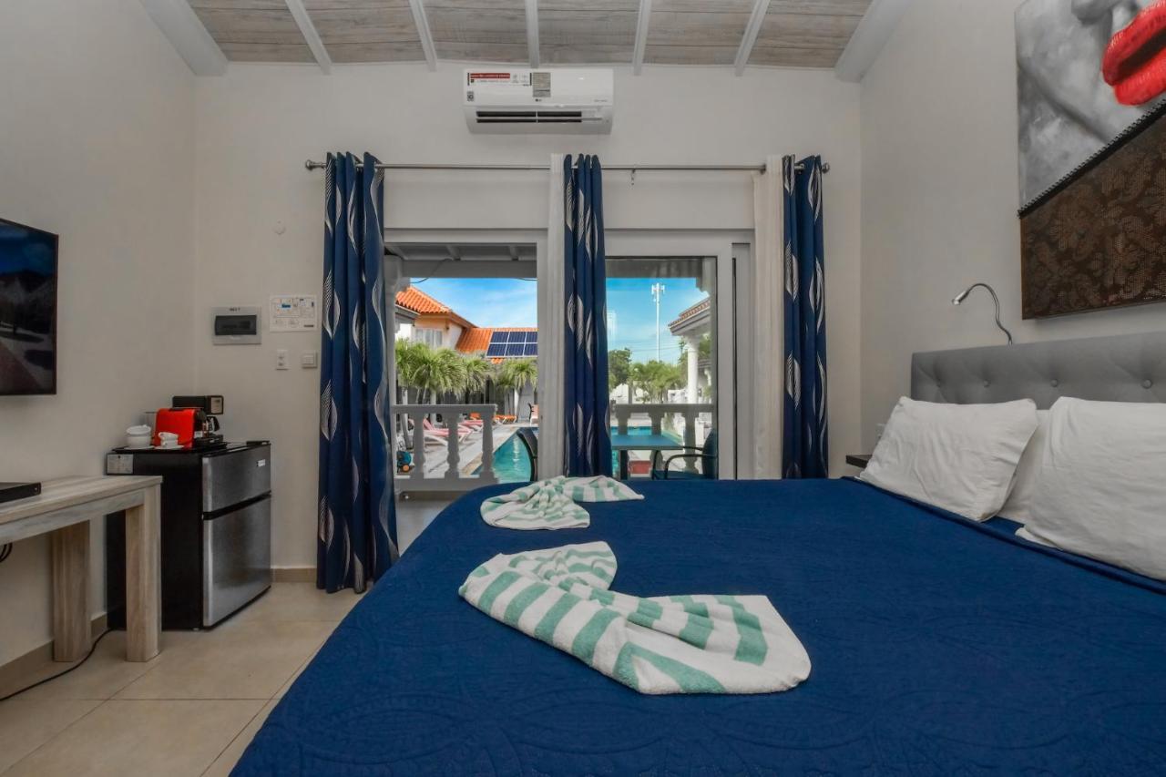 Boutique Hotel Swiss Paradise Aruba Villas And Suites Палм Бич Экстерьер фото